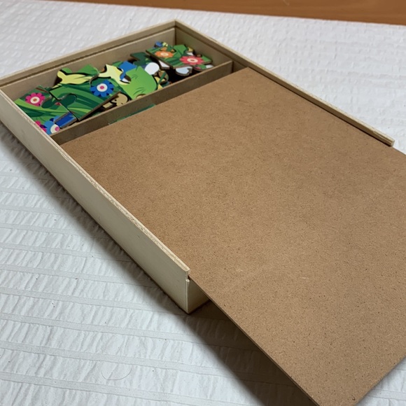 Wood Animal Puzzle Set in Wooden Storage Box - Picture 9 of 11